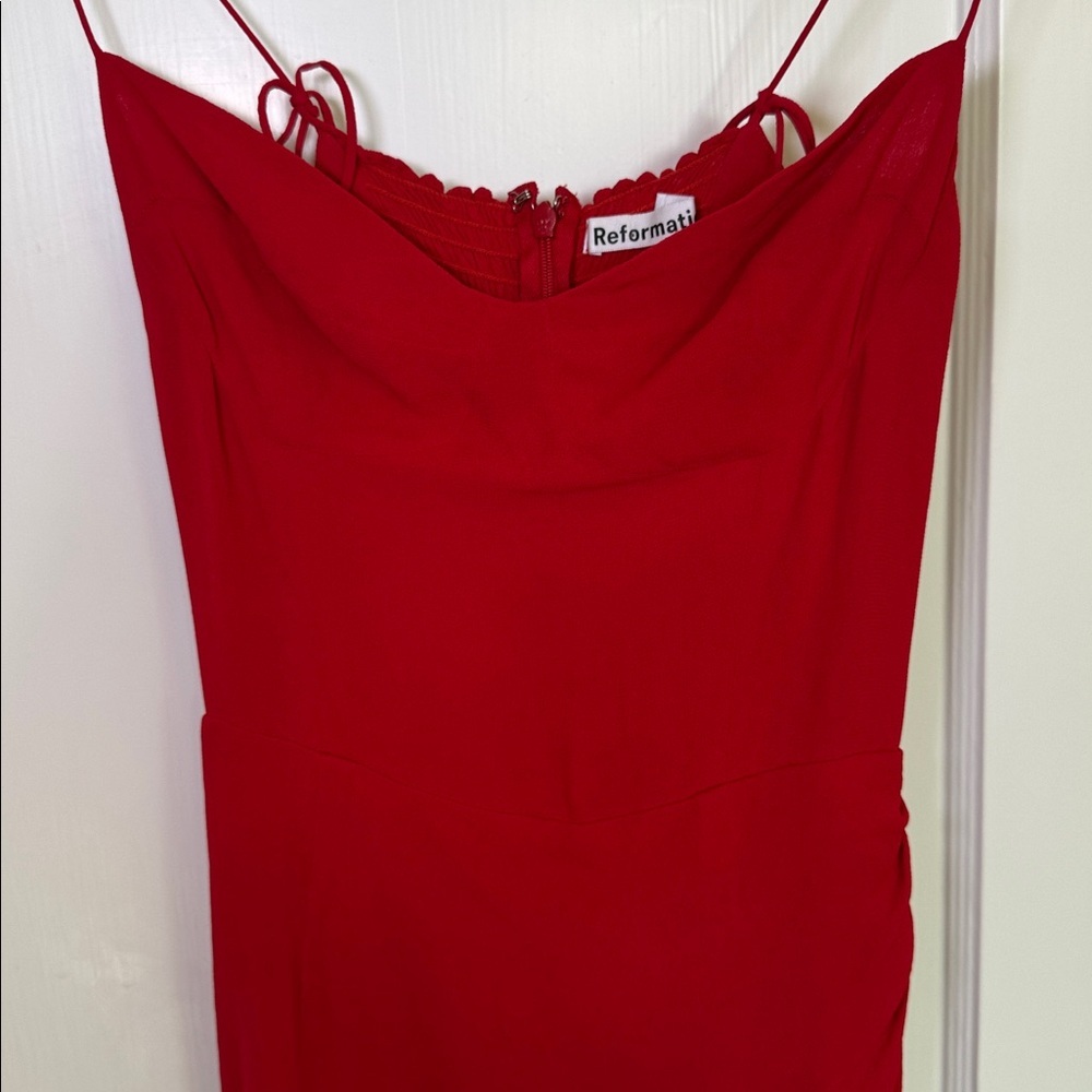 Reformation Kourtney Dress Size 4 Cherry Christmas - Picture 9 of 13